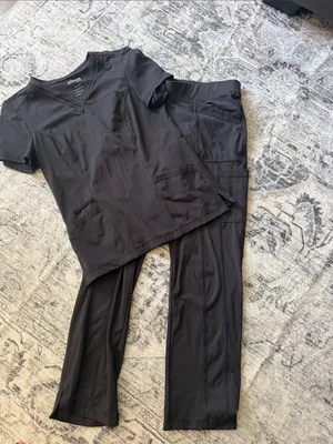 Urbane impulse black two piece scrub set Size M thumbnail 4