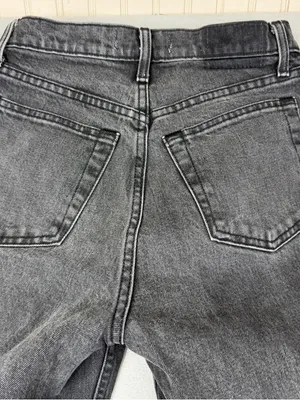Abercrombie 90s Straight Jeans 26 Long Gray Ultra High Rise 32.5 Inseam thumbnail 4