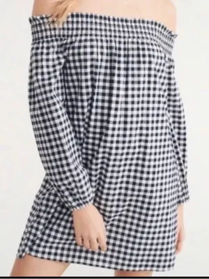 Abercrombie & Fitch Off the Shoulder Gingham Dress Small thumbnail 1