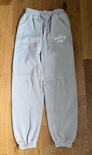 White fox sweatpants  thumbnail 1