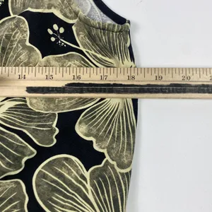 Tommy Bahama Vest Womens Medium Black‎ Beige Silk Hawaiian Floral Tie Front thumbnail 8