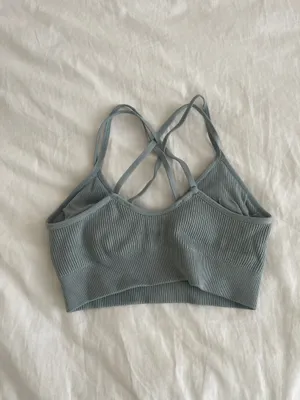 Aerie yoga top thumbnail 3