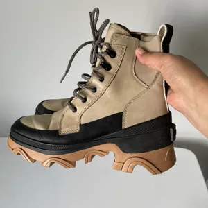 SOREL Brex Waterproof Lace Winter Fall Boot Sandy Tan Black Chunky Sole Size 7 thumbnail 6