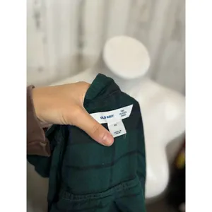 Old navy flannel thumbnail 4