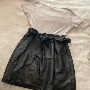 No Comment dress with black button skirt Size Small thumbnail 8
