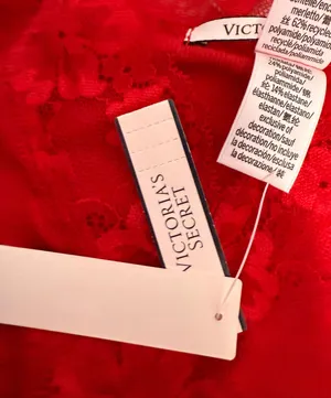 Victoria's Secret NWT Lace Red Tank Top thumbnail 4