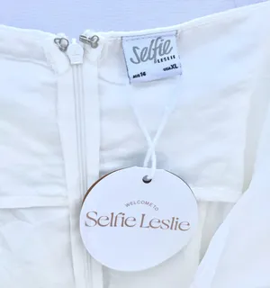 Selfie Leslie | Nwt Xl Aphrodite Molded Bust Angel Sleeve Wrap Dress Embroidered thumbnail 10