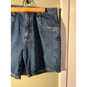 Cotton On Women's Size 10 Midi Denim Dad Shorts Dark Stone Wash 100% Cotton High thumbnail 5