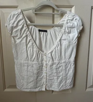 Brandy Melville Linen Top thumbnail 1