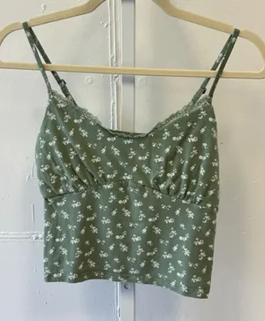 Hollister Sage Green Floral Lace‎ Trim Cami Crop Top Medium Coquette Girl thumbnail 1