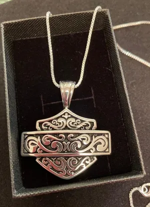 Limited! New Style HD Womens Pendant thumbnail 4