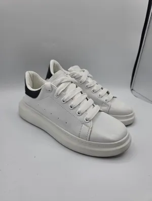 Women's Oversized Colorblocked Sneakers White Black Size 10 Minimialistic thumbnail 11