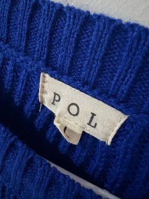 POL Sweater Crewneck Size Large thumbnail 2