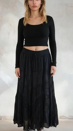 Women's Black Skirt Size undefined thumbnail 1