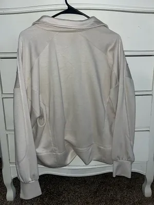 Boutique Top thumbnail 2
