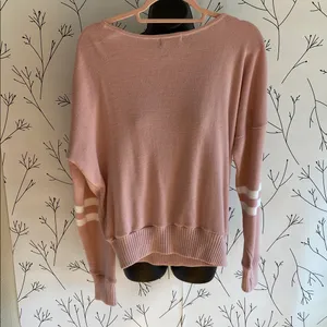 Women's Pink Sweatshirt Size M thumbnail 2