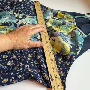 Joie size 8 100% silk floral lined maxi dress. thumbnail 7