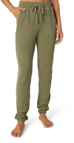 Beyond Yoga Weekend Sweatpant in Olive Size Medium NWT‎ thumbnail 1
