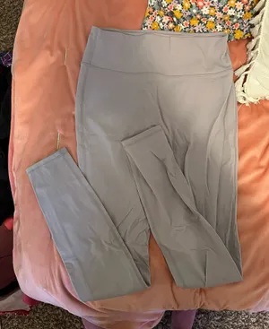 Fabletics Motion365 Grey Leggings thumbnail 1