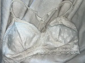 White Bralette Size XL thumbnail 1