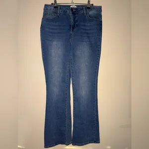 BLEU Denim Bootcut Jeans Mid Rise Stretch Distressed NEW Blue Size 12 thumbnail 5