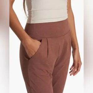 Vuori Lux At Ease Harem Pants in Hazelnut Heather PLEASE READ thumbnail 3