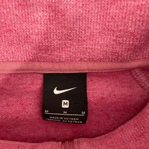 Nike Hypernaturals 1/2-ZIP Women M Dessert Berry Pink Sportswear Pullover thumbnail 4