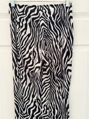 SHEIN Black and White Zebra Print Wide Leg Pants thumbnail 5