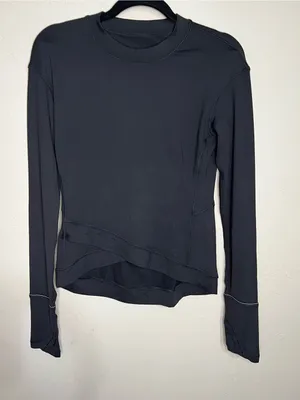 Lululemon Close To‎ Crossing Black Rulu Long Sleeve Athletic Top thumbnail 3