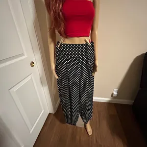 Victoria's Secret Black and White Polka Dot Wide Leg Pants thumbnail 6