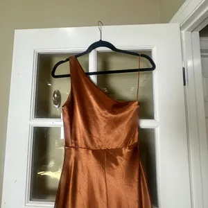 BIRDY GREY Kira copper satin 1 shoulder bridesmaid bridal maxi dress NWOT Medium thumbnail 8