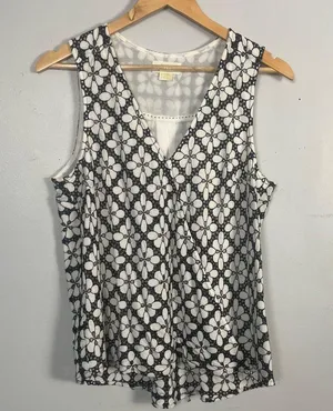 Maeve by Anthropologie Coralie Wrap Top black and white size 6 thumbnail 4
