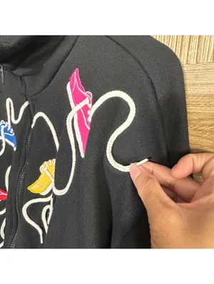 Vintage Spree Sport Black Zip Up Hoodie Size L Sneakers Laces Sweatshirt 90s thumbnail 3