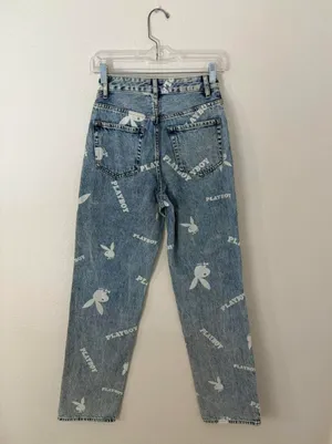 playboy 90s boyfriend jeans medium wash thumbnail 3
