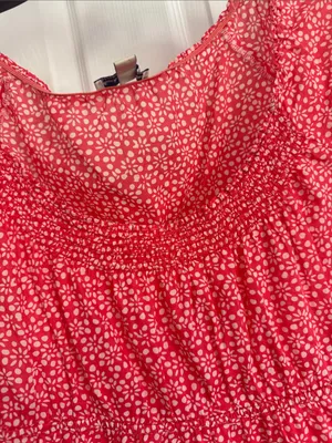 American Eagle Outfitters Red Floral Smocked Short-Sleeve Blouse thumbnail 5