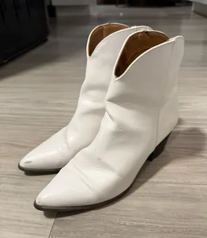 White Faux Leather Ankle Boots Women’s 5.5 SHEIN thumbnail 1