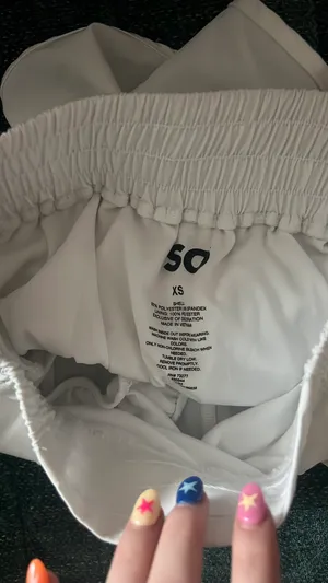 xs White Shorts thumbnail 5