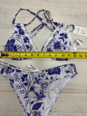 Cupshe Purple Blooms Triangle Bikini Top & Low-Rise Bottoms Set thumbnail 5