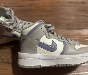 Nike Dunk High-Top Sneakers thumbnail 1