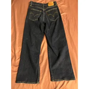 Levi's Dark Blue Ribcage Straight Ankle Jeans Size 27 thumbnail 4