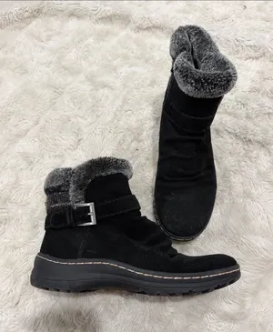 BareTraps Black Suede Winter Ankle Boots with Gray Faux-Fur Cuff Womans size 7.5 thumbnail 1