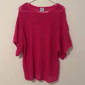 Roots &‎ Wings Boutique Women’s Pink Eyelet Crochet Knit Cover Up Blouse Medium thumbnail 2