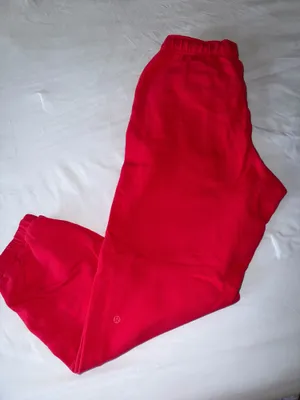 Women’s Lululemon Scuba Joggers thumbnail 3