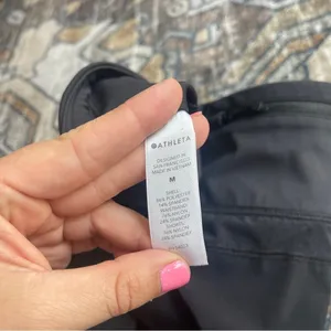 Athleta Black RUN WITH IT‎ HIGH RISE 14 SKORT thumbnail 5