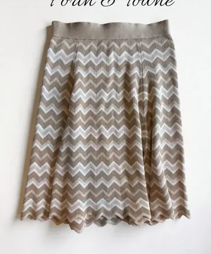 Forth & Towne Allegory Silk Blend Chevron Knit Skirt Tan White Medium thumbnail 1
