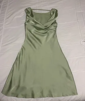 Satin green mini dress thumbnail 2