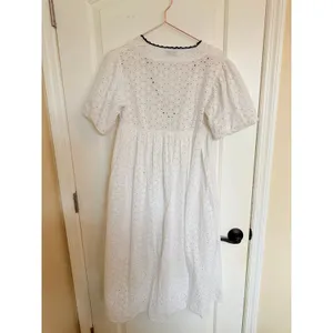 Urban Outfitters Eyelet Dress Women Small White Boho Crochet Button Midi Dress‎ thumbnail 11