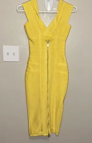 House Of CB London Neon Yellow Bodycon Bandage Cocktail Dress Size XS thumbnail 7
