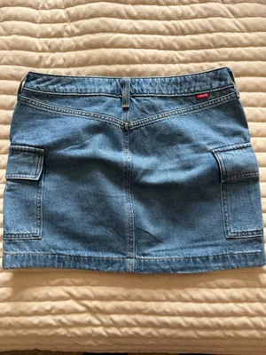 Levi’s denim skirt thumbnail 3