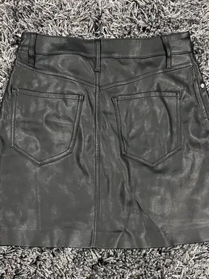 🌸Express Black Faux Leather Mini Skirt Size 2🌸 thumbnail 3